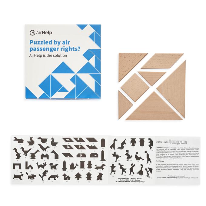 Drewniany tangram z personalizowanym opakowaniem AirHelp